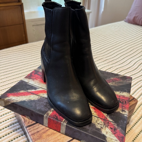 SILENT D NAYDO HEELED ANKLE BOOTS - Picture 4 of 6